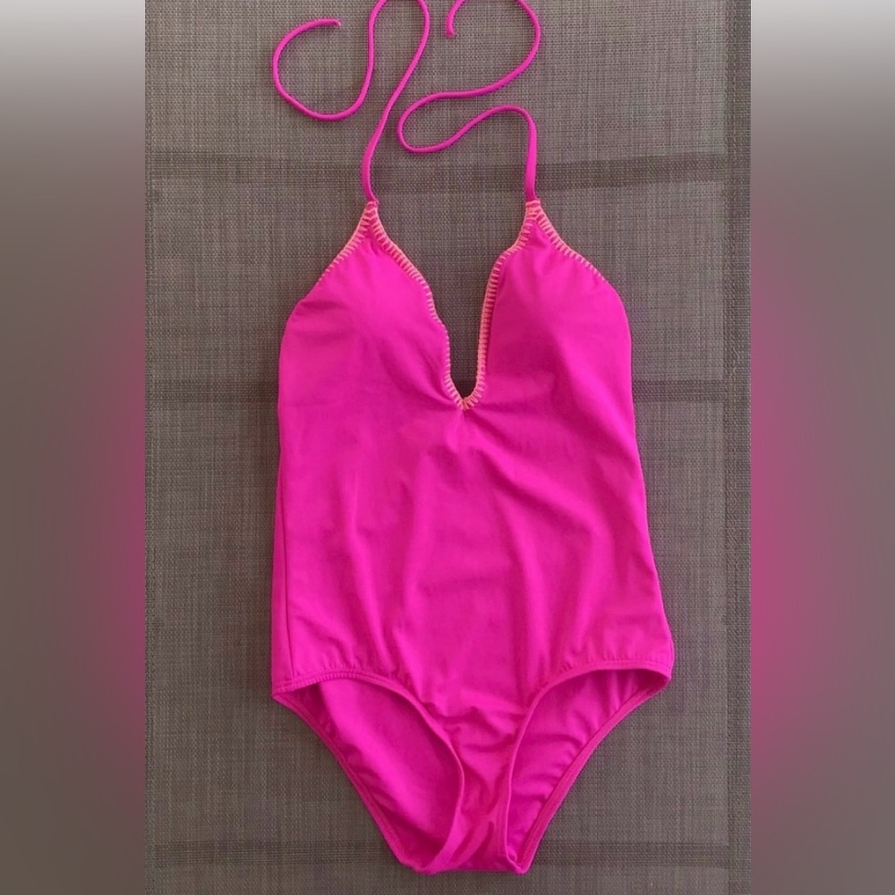 🔥🔥 VS  swimsuit hot pink orange with stitches. Size XS